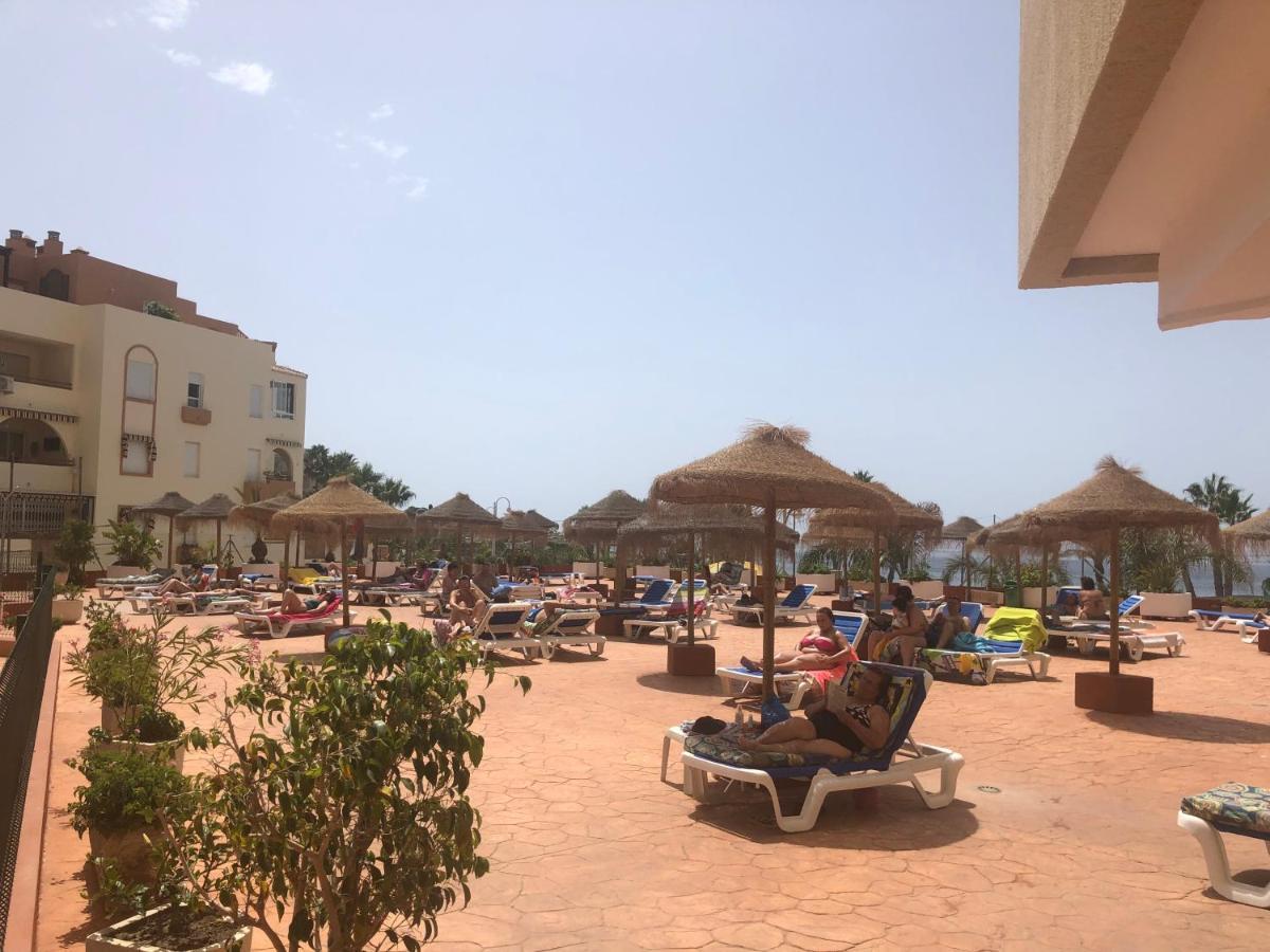Estudio Luxury Primera Linea De Playa Almunecar Parking Gratuito Luaran gambar